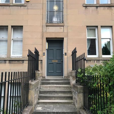 Spacious And Modern 2 Bedroom Flat Near The City Centre EDI Exterior photo